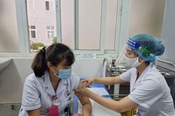 Những điều cần lưu ý trước và sau khi tiêm vắc-xin phòng Covid-19