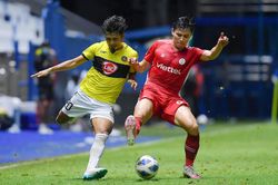 Viettel nhấn chìm Kaya FC trong chiến thắng 5-0