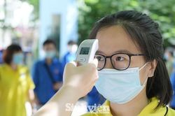 Các 'tâm dịch' COVID-19 chuẩn bị cho kỳ thi tốt nghiệp THPT