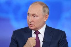 Ông Putin nói 'người Ukraine thân thiện với Nga, nhưng chính phủ thì không'