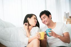 Vì sao phụ nữ thường 'đổ gục' trước những người đàn ông hài hước?