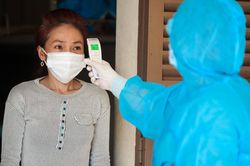 Nguy cơ lây nhiễm chéo trong khu cách ly tập trung ở TP.HCM