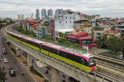 Hình ảnh đoàn tàu tuyến đường sắt đô thị Nhổn - Ga Hà Nội chạy thử nghiệm