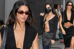 Kendall Jenner và Bella Hadid dự show thời trang với phong cách không nội y táo bạo