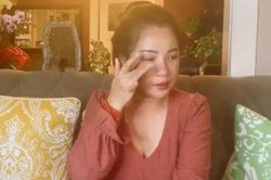 Thúy Nga bật khóc khi phải rời xa Kim Ngân: 'Tôi đau khổ tới mức không chịu nổi'