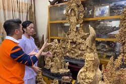 Sở hữu phòng trầm hương trị giá cả trăm tỷ đồng thế này nhưng NS Hoài Linh vẫn bị tố nợ tiền gỗ