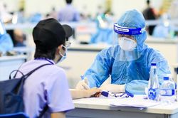 Bình Dương lập 450 đội lấy mẫu xét nghiệm nCoV cho một triệu người
