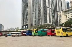 Xăng tăng, ế khách, doanh nghiệp vận tải 'than trời' vì lỗ nặng