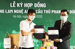 Nợ hơn 400 tỷ, SLNA ký lại thành công với Pha Văn Đức: Trang sử mới?