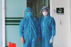 Hành trình giành lại sự sống cho hai bệnh nhân mắc COVID-19