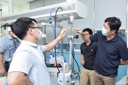 Máy oxy dòng cao BKVM-HF1 phục vụ phòng, chống dịch Covid-19