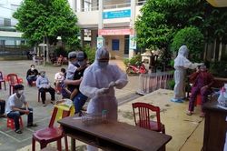 Ra quân hỗ trợ vùng dịch xét nghiệm SarS-CoV-2 trên diện rộng