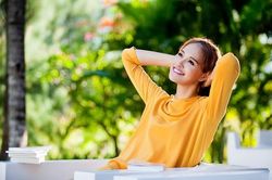 Một đời lao lực, vất vả tìm kiếm thì ra hạnh phúc chỉ gói gọn trong 2 từ này