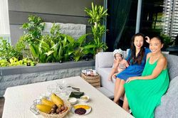 Đoan Trang hội ngộ gia đình Hoàng Oanh, lần đầu hé lộ nhiều ngóc ngách trong căn penthouse xịn xò tại Singapore