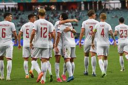 Thắng thuyết phục, Đan Mạch thẳng tiến bán kết EURO 2020
