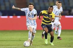 Messi tỏa sáng, Argentina vào bán kết Copa America 2021