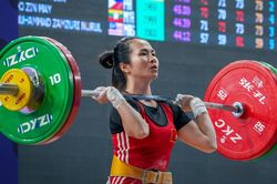 Cử tạ Việt Nam mất một suất dự Olympic Tokyo