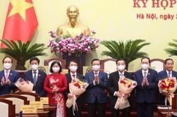 Thủ tướng phê chuẩn Chủ tịch và 6 Phó Chủ tịch thành phố Hà Nội