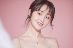Fan Trịnh Sảng không hề bỏ cuộc, tổ chức sinh nhật cho idol trước 1 tháng nhằm cổ vũ tinh thần