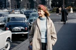 Thư, nhẫn cưới tiết lộ tình yêu của nữ sĩ Sylvia Plath