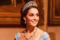 Bộ sưu tập trang sức đáng giá nhất của Kate Middleton