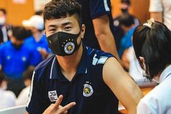 Cầu thủ Hà Nội FC hoàn thành mũi tiêm vắc xin thứ 2