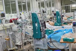Ba bệnh nhân cao tuổi tử vong do Covid-19
