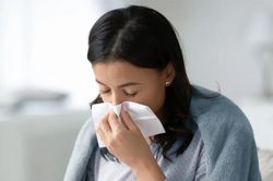 Ba dấu hiệu cảnh báo bạn nhiễm loại biến thể nCoV lây lan nhanh