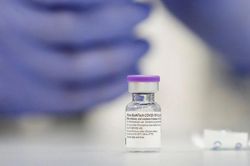 Israel đổi vaccine COVID-19 sắp hết hạn cho Hàn Quốc