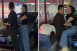 Nữ tiếp viên hàng không túm tóc 'tiểu tam', nói thẳng mặt chồng một câu khiến ai cũng xót xa