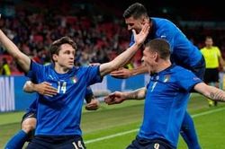Italia ở EURO 2021: Không ngôi sao, không vấn đề!