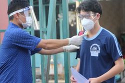 TP Hồ Chí Minh: Một thí sinh test nhanh dương tính Covid-19 dự thi môn Ngữ văn
