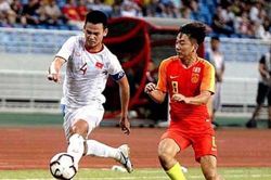 Zhang Yuning: 'ĐT Trung Quốc khó chơi bóng ngắn với ĐT Việt Nam, kể cả đá xấu'