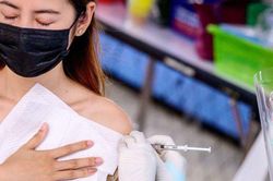 Thái Lan tính toán thế nào khi để F0 cách ly tại nhà?