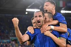 Anh vs Ý: Harry Kane hãy 'bảo trọng' khi đối đầu Chiellini