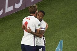 Đội hình tiêu biểu vòng bán kết EURO 2020: Đội tuyển Anh áp đảo
