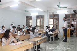 Gần 9.600 thí sinh hoàn thành bài thi Tiếng Anh