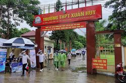 Thí sinh hoàn thành bài thi tự chọn