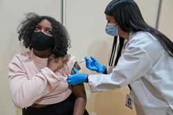 Nghiên cứu mới: Một liều vaccine không hiệu quả trước biến chủng Delta