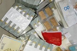 Thu 36 kg vàng, trên 1,2 triệu USD...liên quan đến 'Mười Tường'