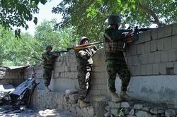 Taliban chiếm cửa khẩu lớn nhất ở biên giới Afghanistan - Iran