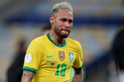 Chiến thuật của Brazil phá sản vì Neymar