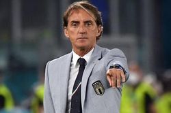 Đội hình dự kiến tuyển Ý: Mancini hi vọng ở Chiesa, Barella
