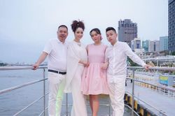 Hai con của diễn viên Mai Thu Huyền lớn bổng, xinh đẹp