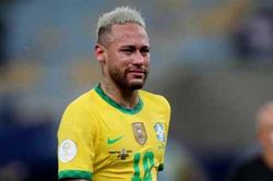 Neymar khóc nức nở khi thua chung kết Copa America 2021
