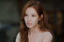 Seohyun SNSD khoe bộ sưu tập loạt xe cafe được gửi tặng đến phim trường dài nối đuôi nhau