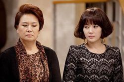 Em chồng quá đáng tôi ra ở riêng mà mẹ chồng vẫn bắt về lo cơm nước