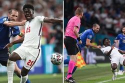 Đội trưởng đội tuyển Ý Giorgio Chiellini có xứng đáng bị thẻ đỏ vì kéo cổ áo Bukayo Saka?
