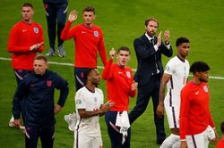HLV Gareth Southgate nhận lỗi về màn 'đấu súng', ca ngợi Italia 'vô cùng xuất chúng'