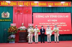Bí thư Tỉnh ủy Hồ Văn Niên: Lực lượng An ninh phải quán triệt quan điểm 'Lấy dân làm gốc'